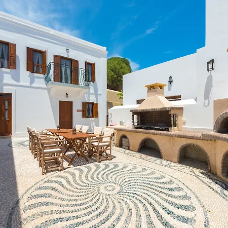 Eftihia Villa